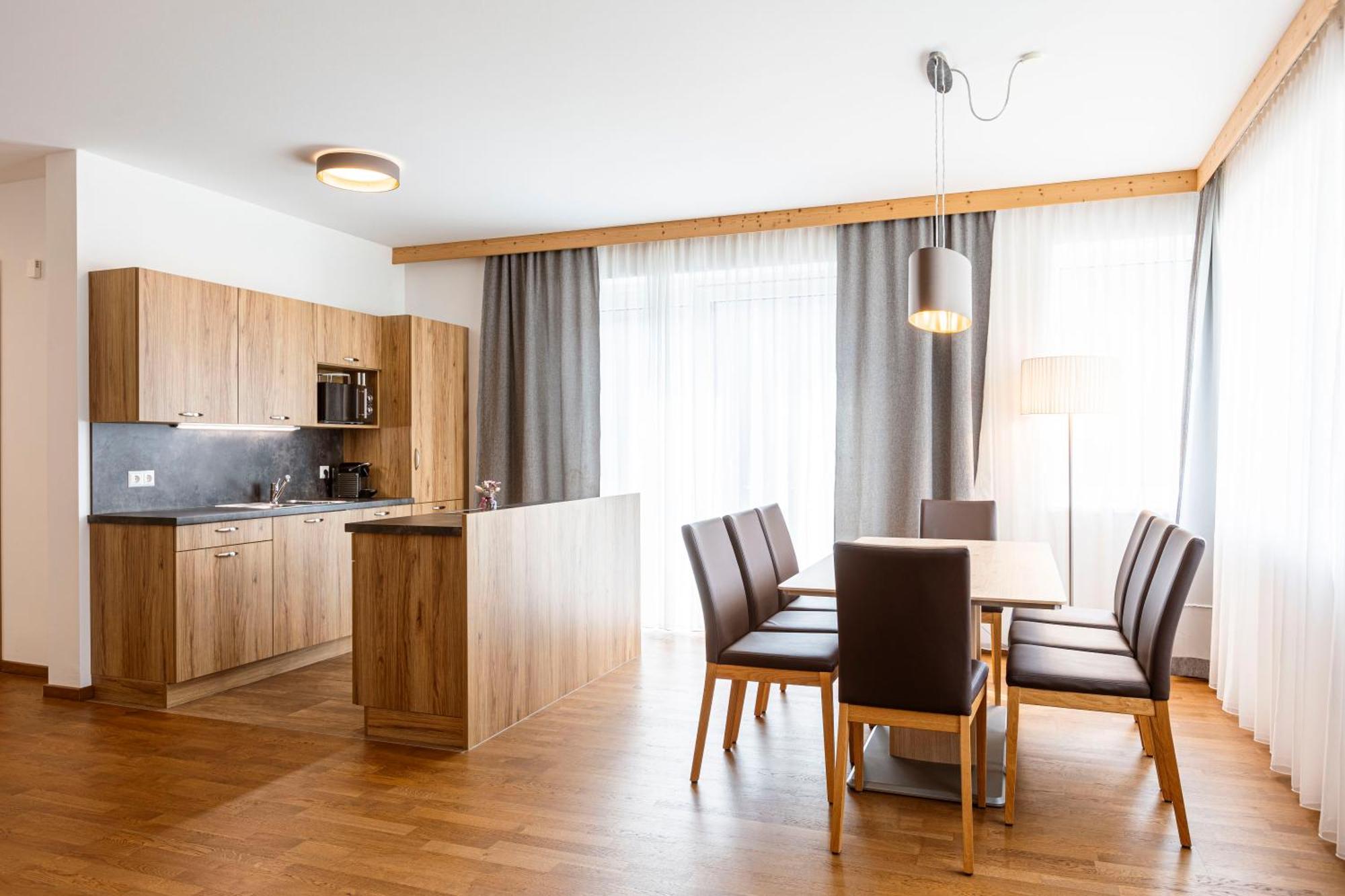 Naturpark Chalets Lambrecht By Alps Resorts ザンクト・ランブレヒット エクステリア 写真