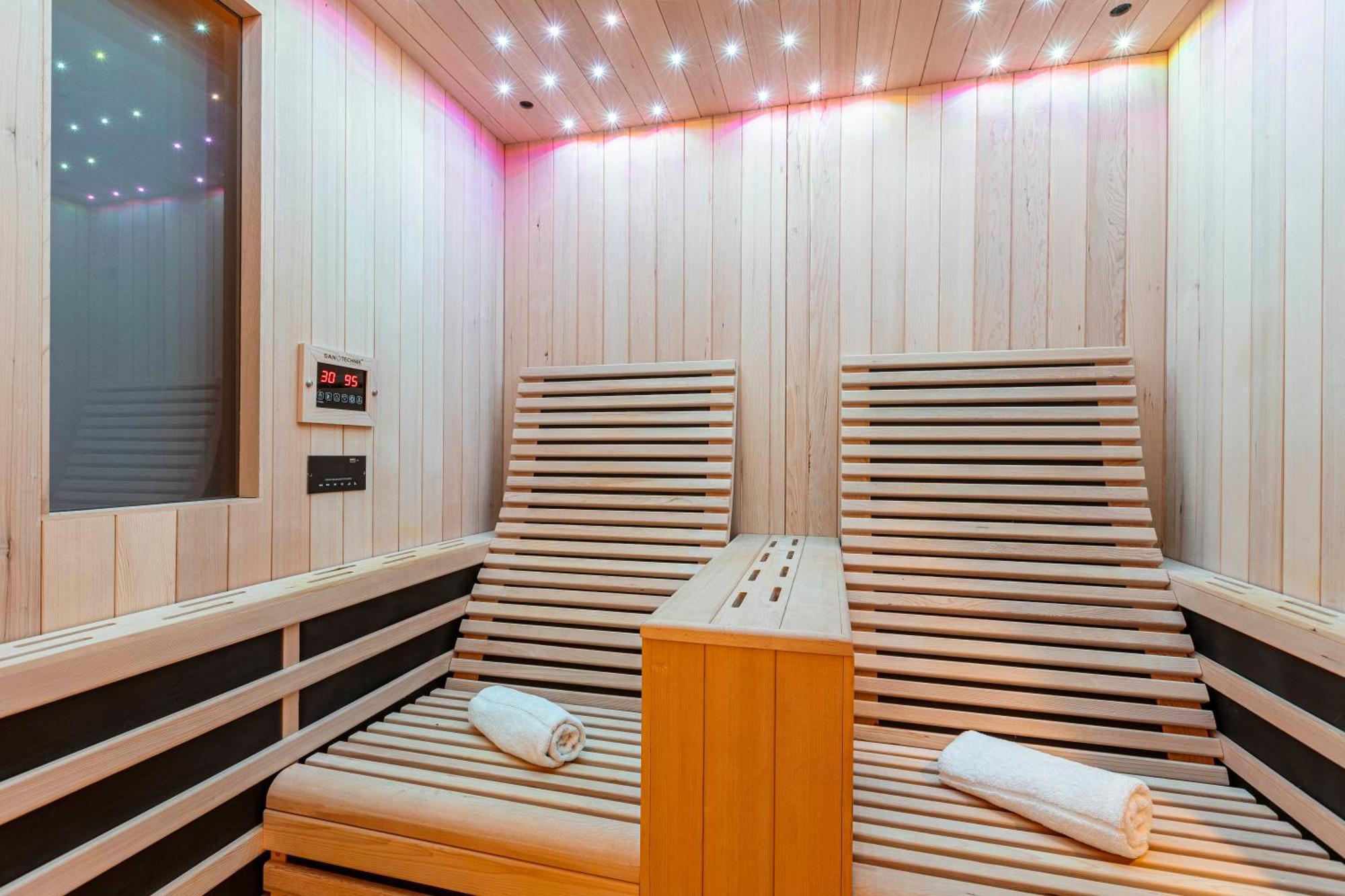 Naturpark Chalets Lambrecht By Alps Resorts ザンクト・ランブレヒット エクステリア 写真