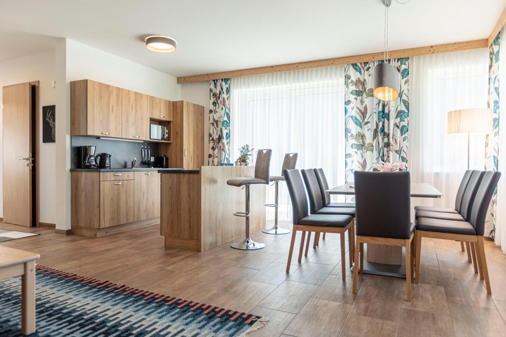 Naturpark Chalets Lambrecht By Alps Resorts ザンクト・ランブレヒット エクステリア 写真