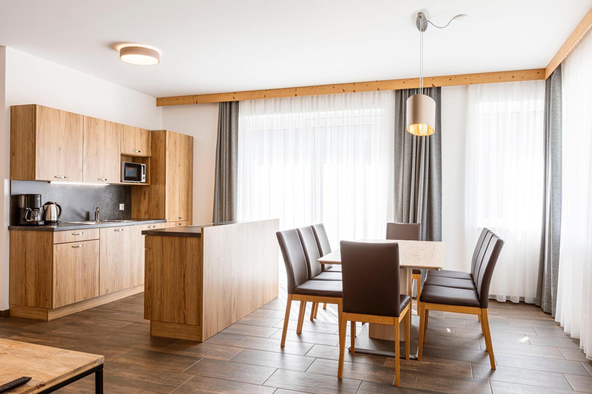 Naturpark Chalets Lambrecht By Alps Resorts ザンクト・ランブレヒット エクステリア 写真