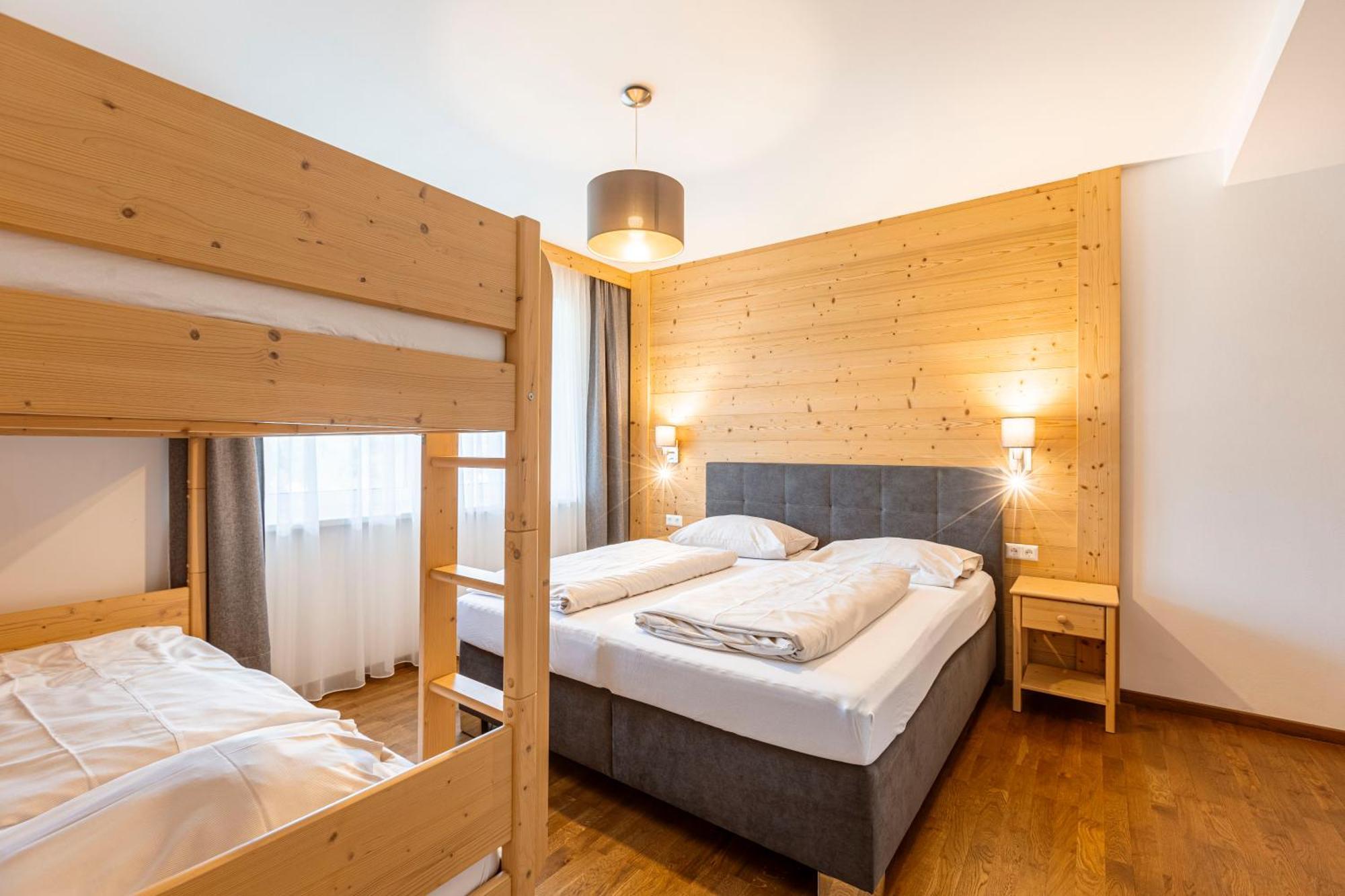 Naturpark Chalets Lambrecht By Alps Resorts ザンクト・ランブレヒット エクステリア 写真